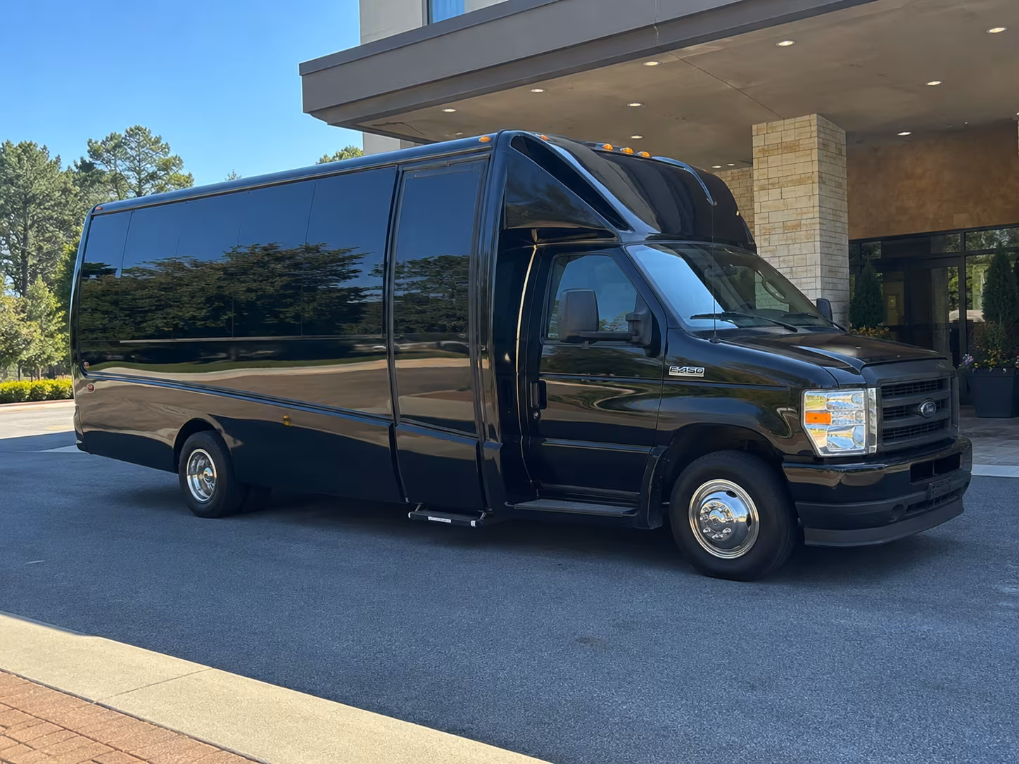 how your starting location and deadhead miles affect charter bus rates in pittsburg