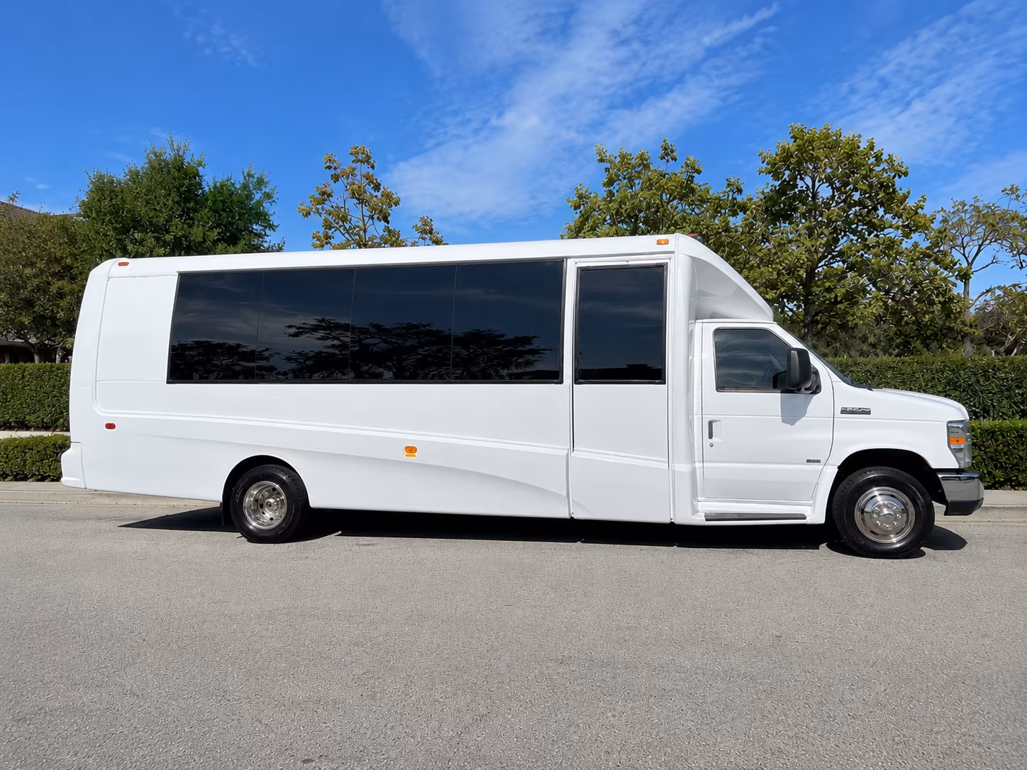 oakley long distance transportation for every group size